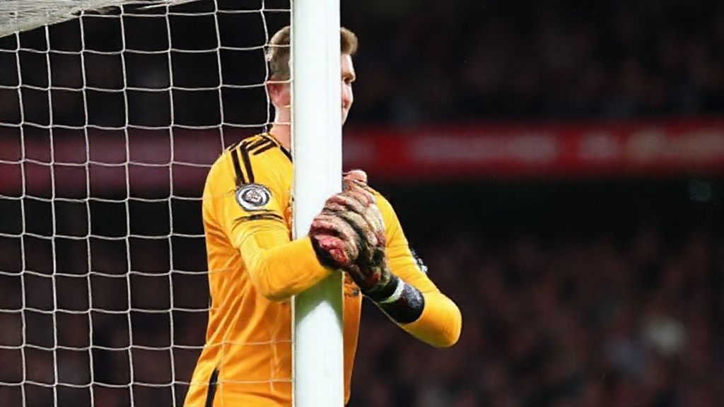 从安特卫普到梦剧场：兰门斯如何成为曼联防线新支柱